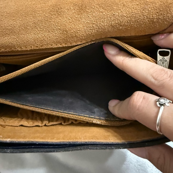 Patricia Nash Leather Lemon Crossbody - Picture 8 of 15